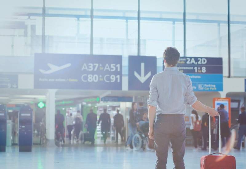 海外赴任の従業員に食事補助の福利厚生